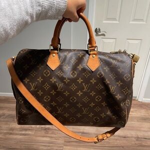 Louis Vuitton Monogram Speedy Bandouliere 35
